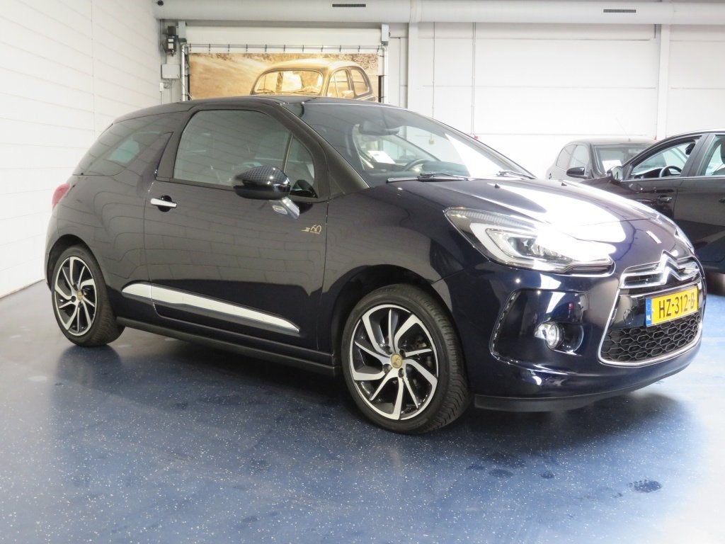 DS DS 3 1.2 PureTech Chic (bj 2016), Auto's, Gebruikt, 1199 cc, Origineel Nederlands, Handgeschakeld