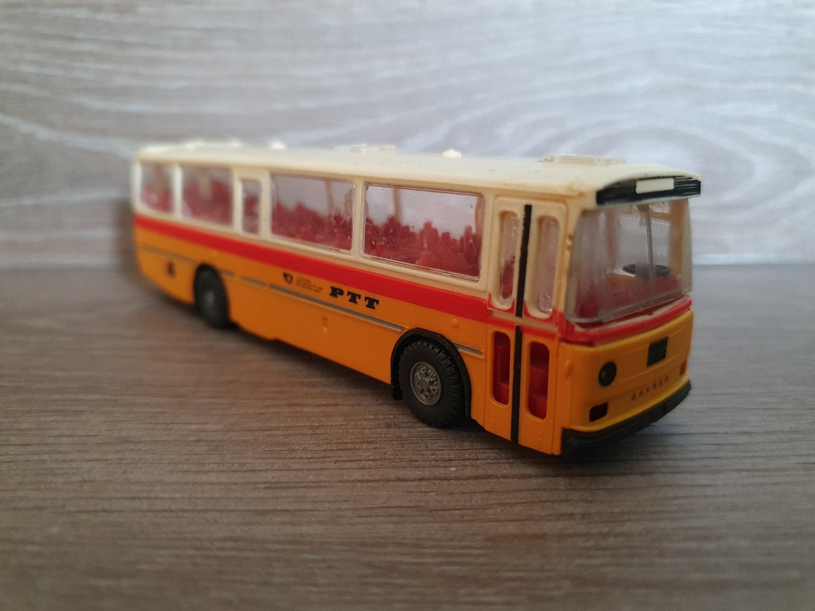 Saurer PTT bus 1:87, Ophalen of Verzenden, Gebruikt, Bus of Vrachtwagen, Overige merken
