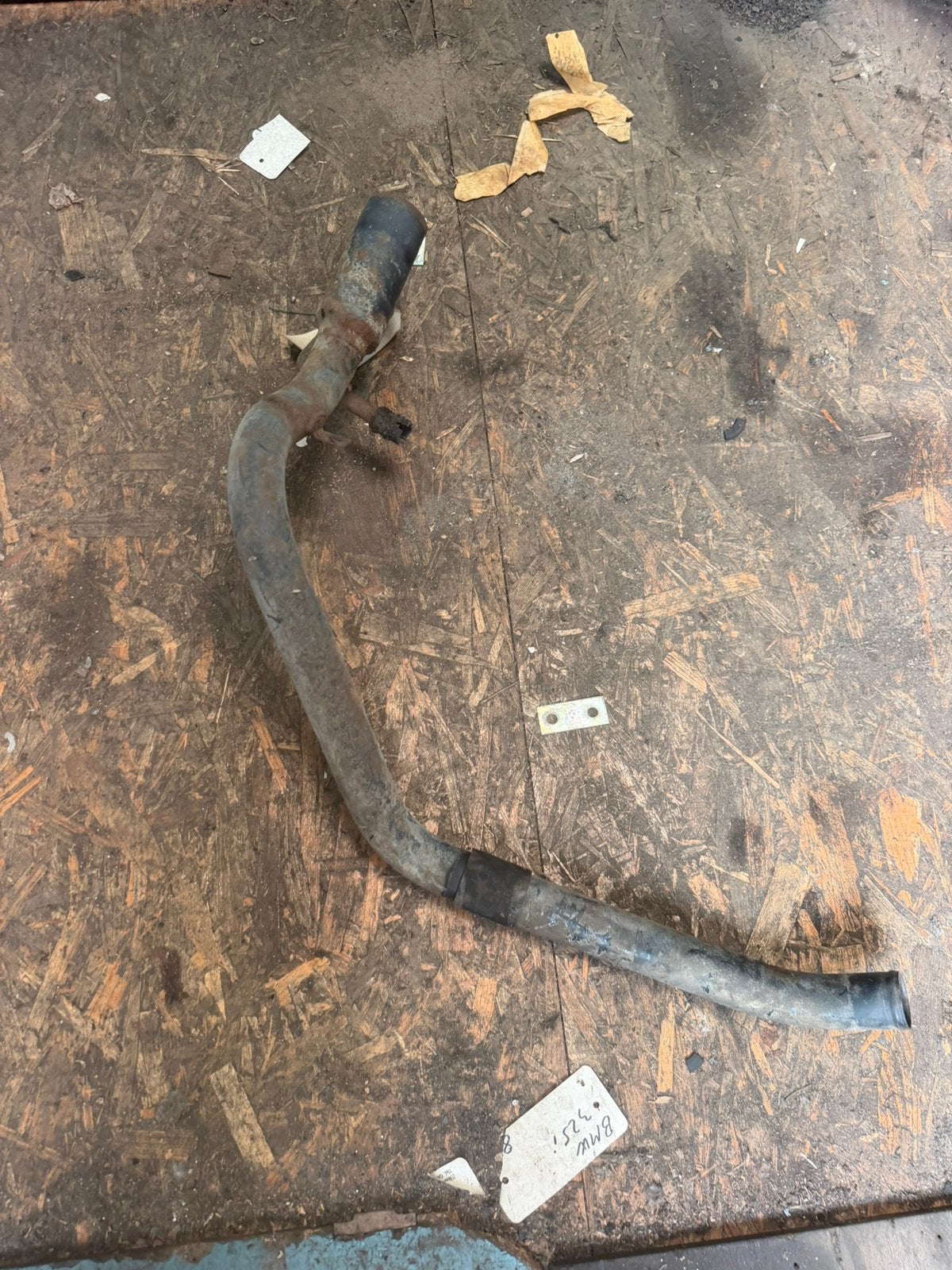 Bmw e30 toevoerpijp tank 318i 320i 325i, Ophalen of Verzenden