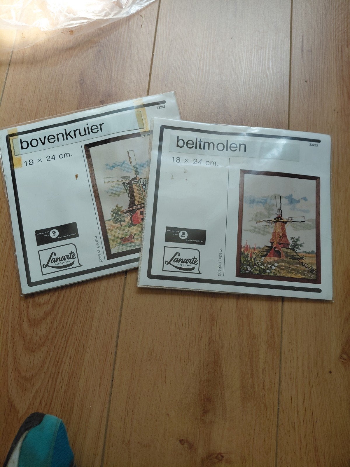 Lanarte Borduurpakketten Molens (2 stuks) - Ongeopend, Hobby en Vrije tijd, Borduren en Borduurmachines, Ophalen of Verzenden