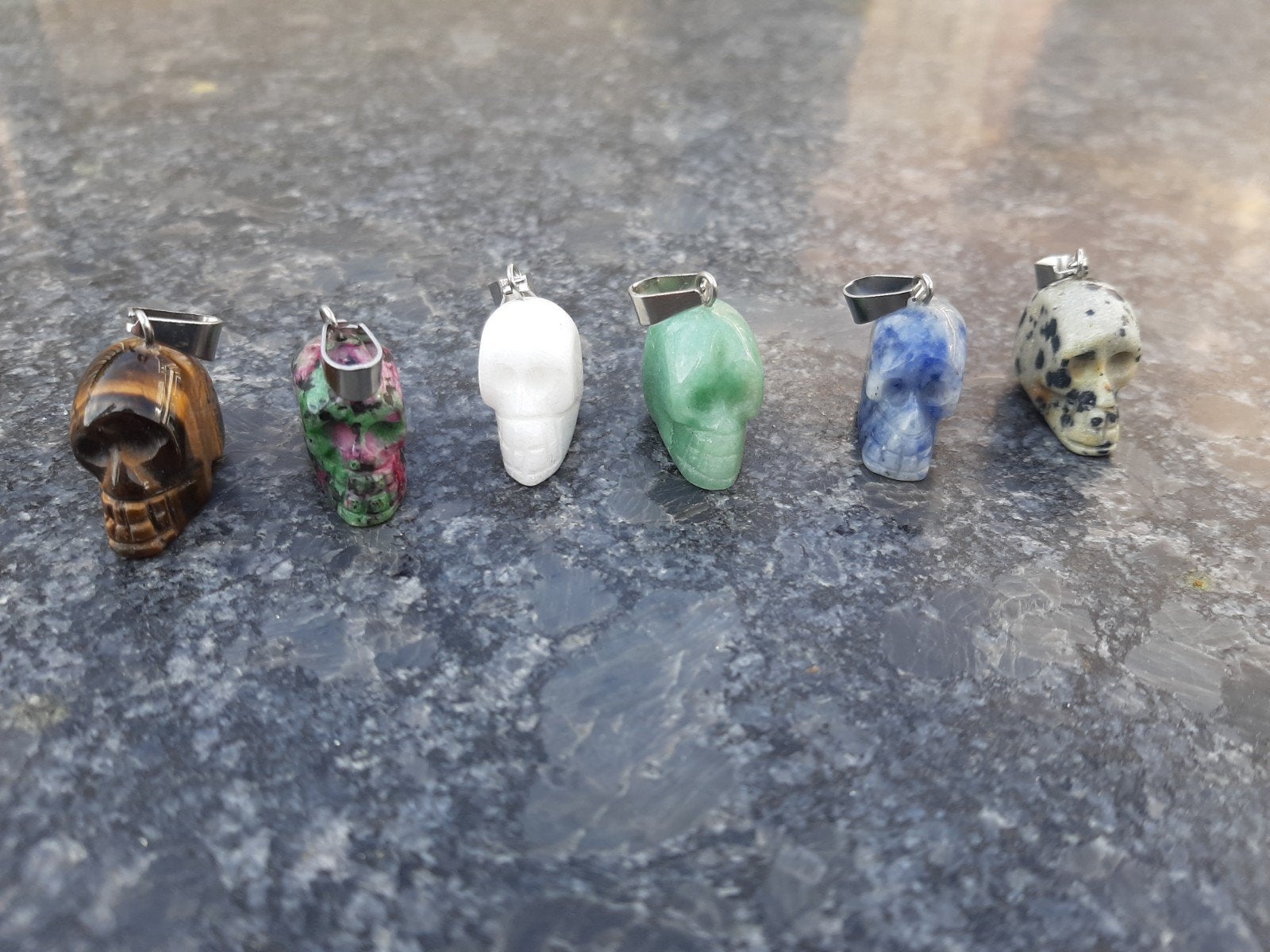 6 edelstenen schedel hangers, Ophalen of Verzenden, Nieuw