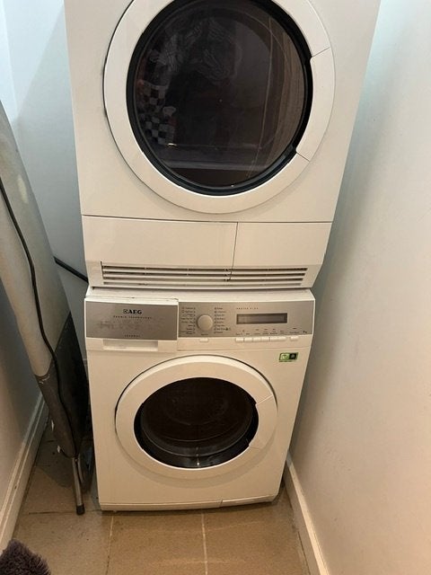 AEG Wasmachine en Droger Set - Zo goed als nieuw, Witgoed en Apparatuur, Wasmachines, Ophalen, Gebruikt, Voorlader, Energieklasse A of zuiniger