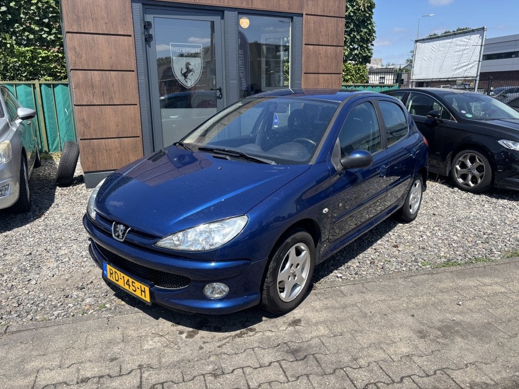 Peugeot 206 1.4 One-line (bj 2006), Auto's, Peugeot, Voorwielaandrijving, 31 €/maand, 4 cilinders, Blauw