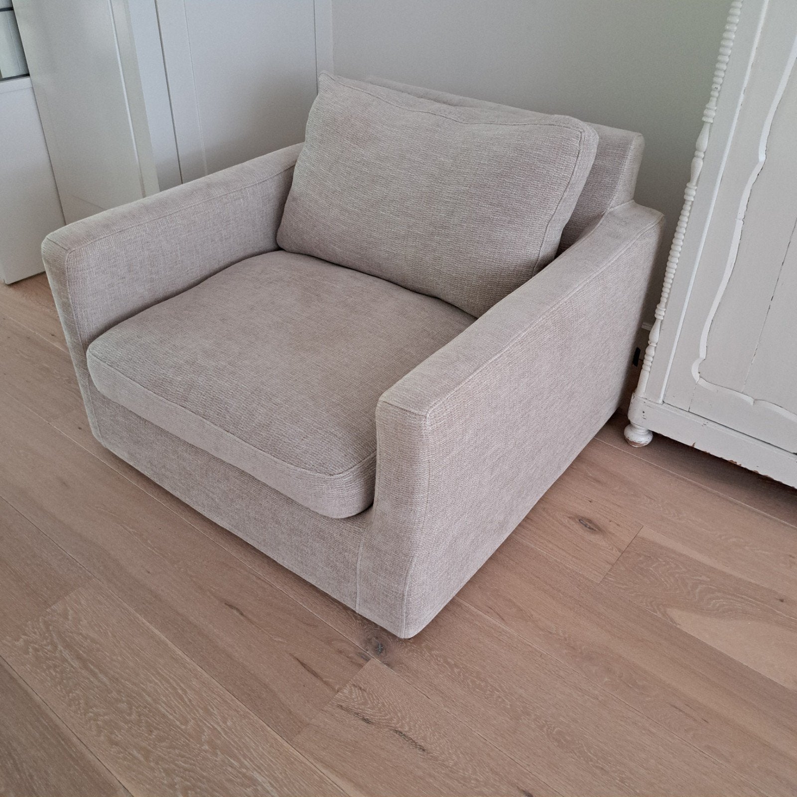 Comfortabele Fauteuil/ Love Seat ., Modern, Comfortabel, Gebruikt, 75 tot 100 cm, Ophalen of Verzenden