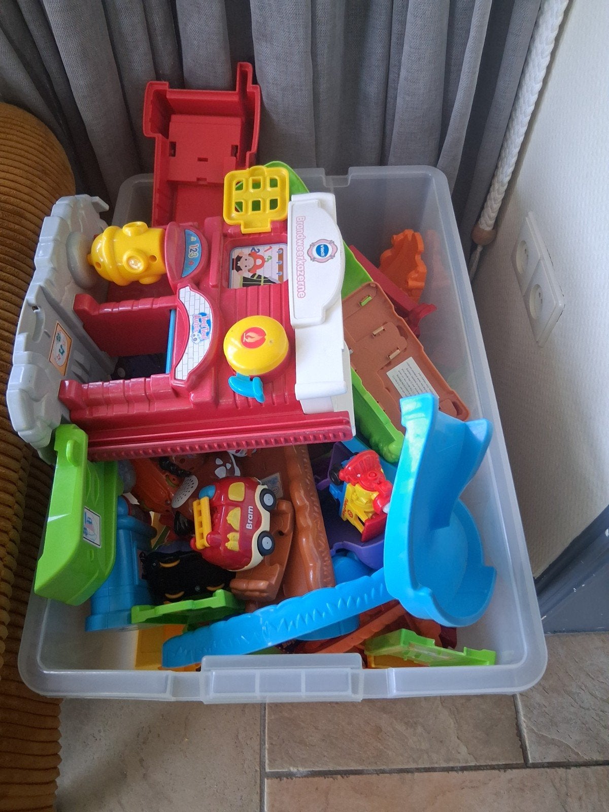 Toetoe autobaan, Ophalen, 2 tot 4 jaar