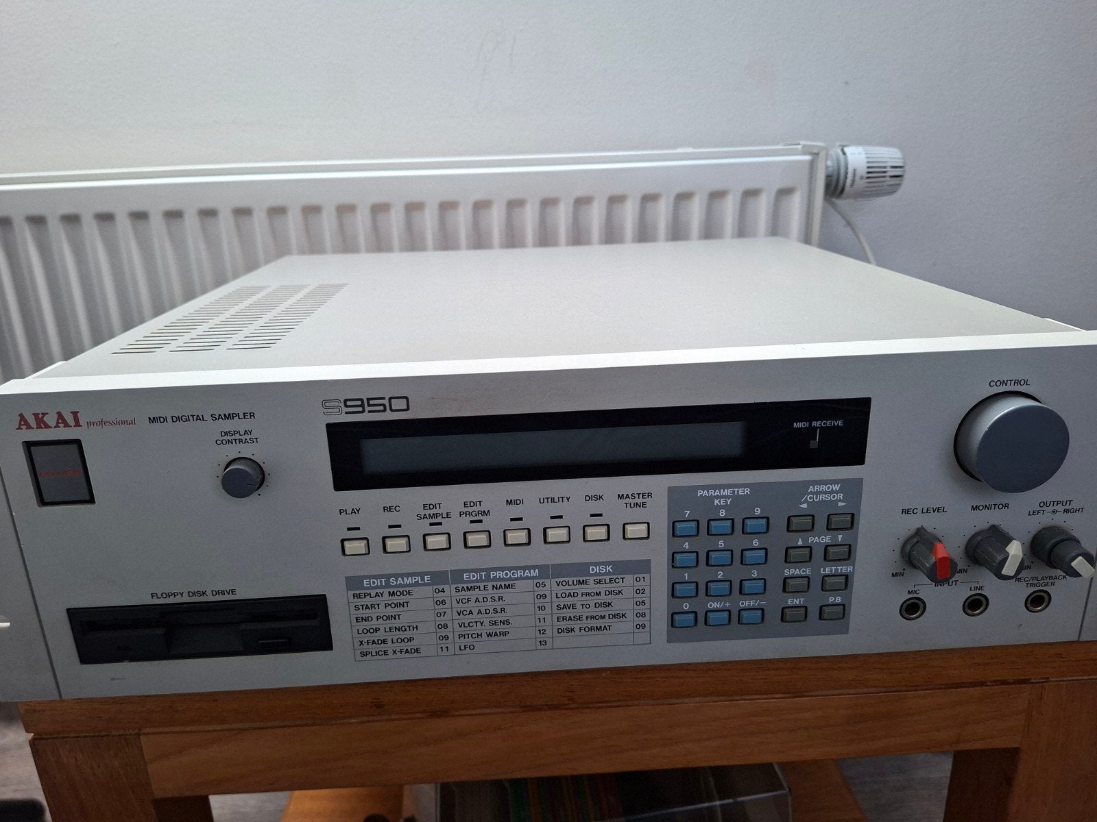 Akai S950 Sampler, Ophalen, Gebruikt