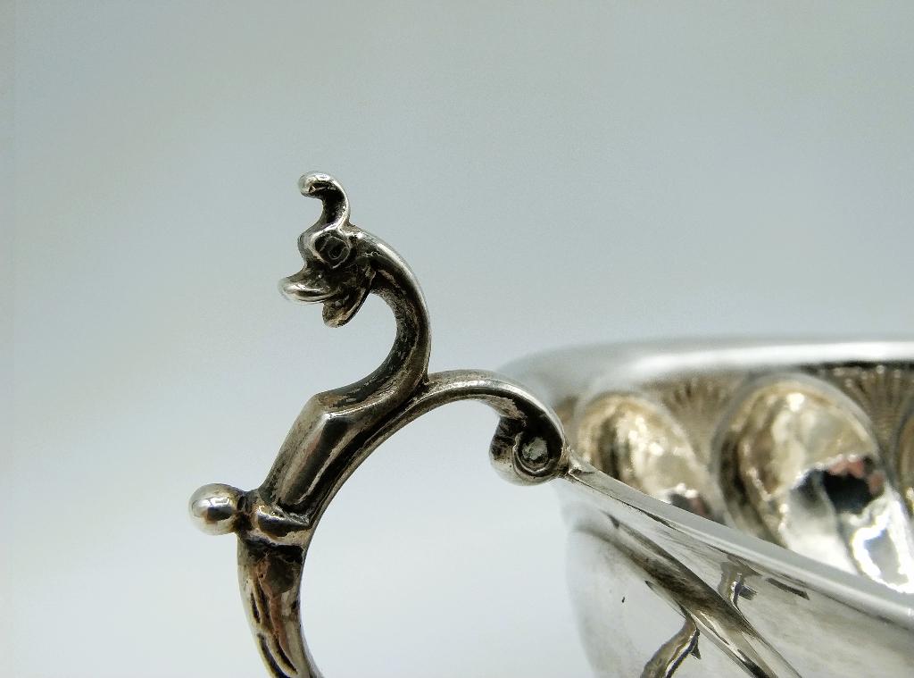 Zilveren brandewijnkom, A. de Haas, Sneek, 1918, Antiek en Kunst, Verzenden, Zilver