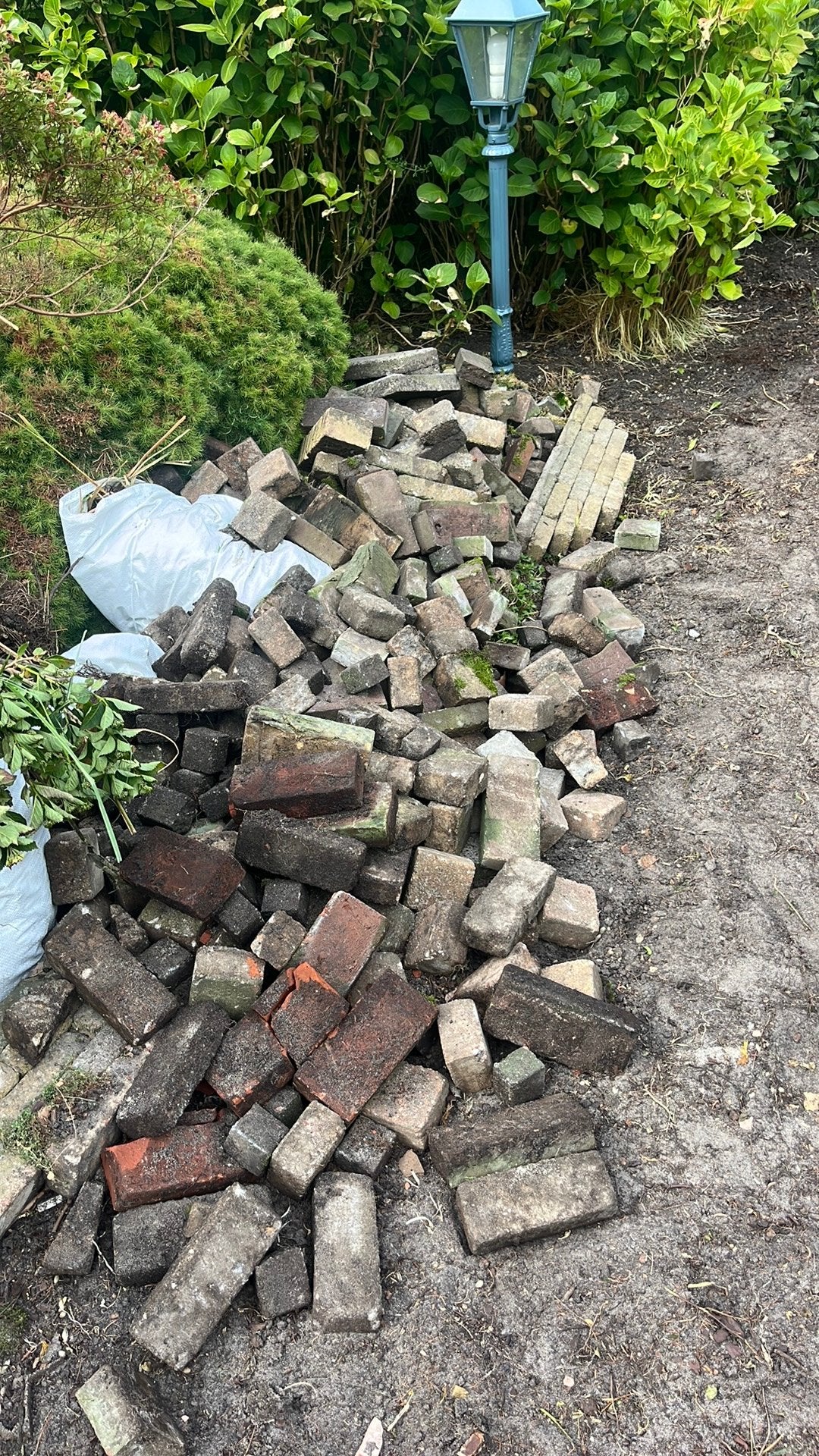 Stenen gratis, Tuin en Terras, Tegels en Klinkers, Ophalen, Gebruikt, Beton, Klinkers