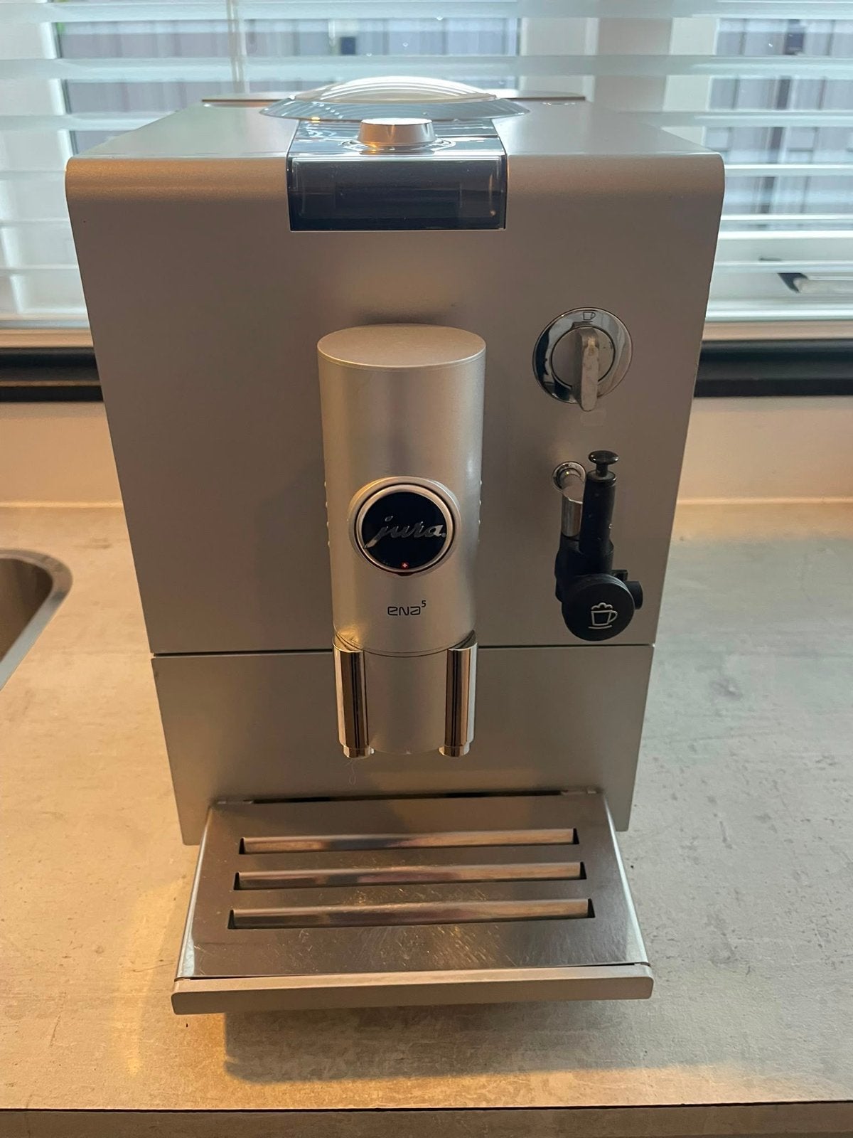 Jura Ena5 espresso koffiezetmachine, Afneembaar waterreservoir, Gebruikt, Espresso apparaat, 2 tot 4 kopjes