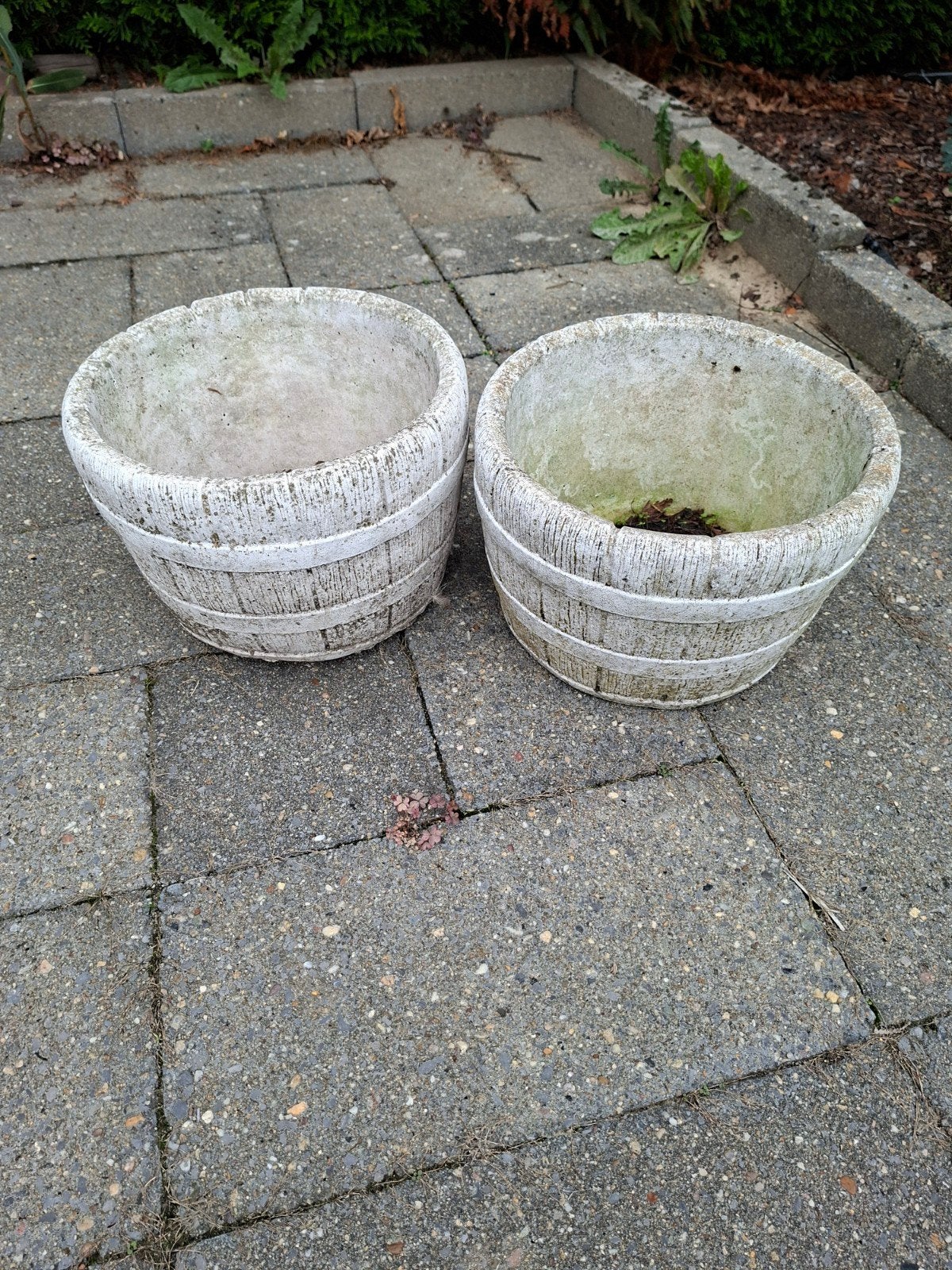 Set van 2 gebruikte bloempotten in vat-stijl, Ophalen, Gebruikt, Minder dan 60 cm, Rond