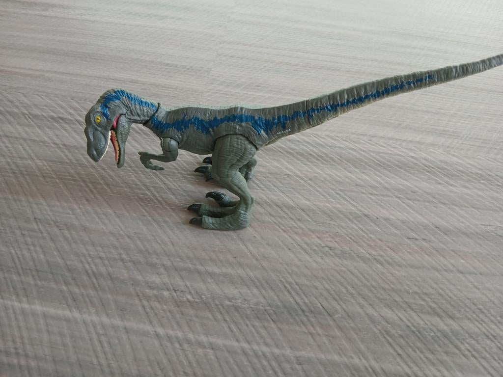 Blue (naam dino) velociraptor poppetje jurassic park film, Ophalen, Zo goed als nieuw