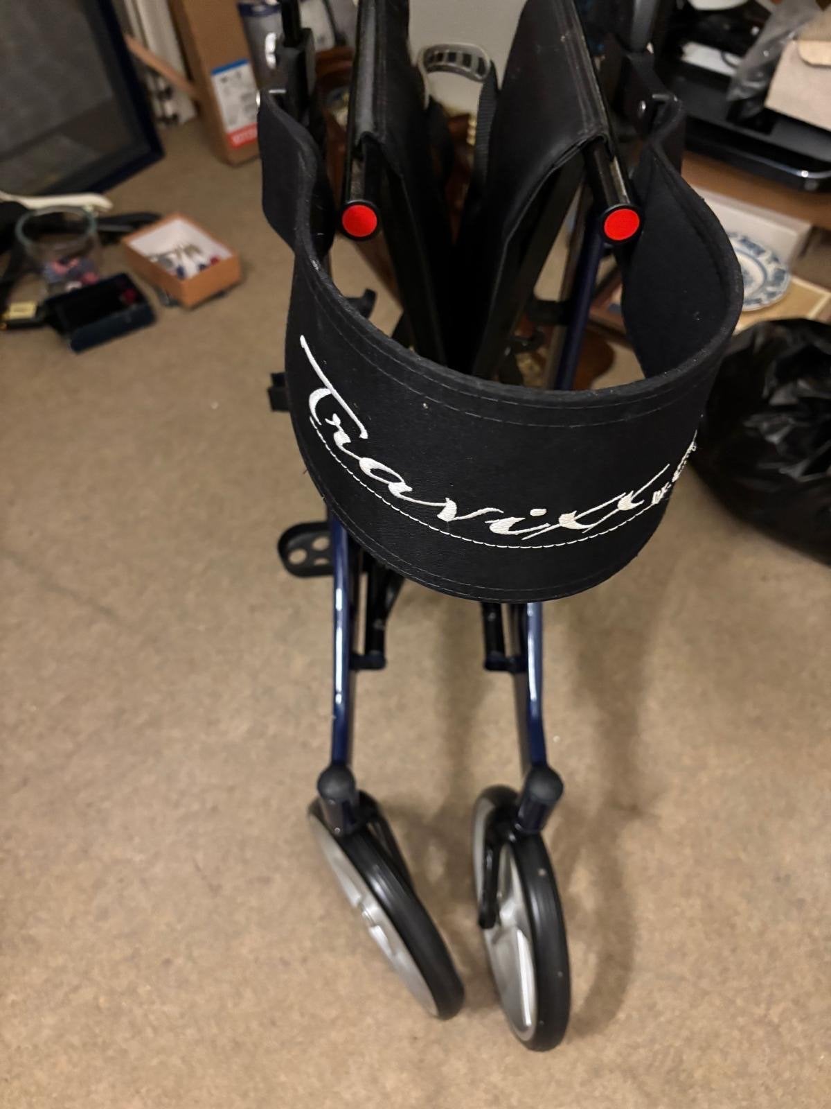 Travixx rollator, Ophalen