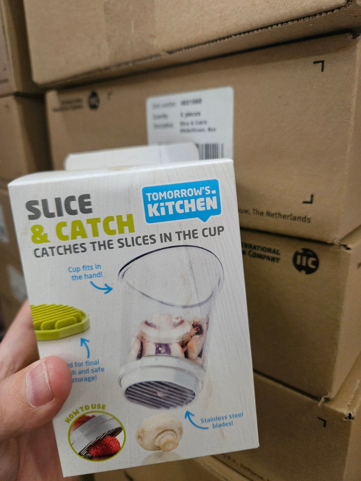 Tomorrow's Kitchen Slice & Catch Groente Snijder, Ophalen, Nieuw, Vaatwasserbestendig, Minder dan 1 liter