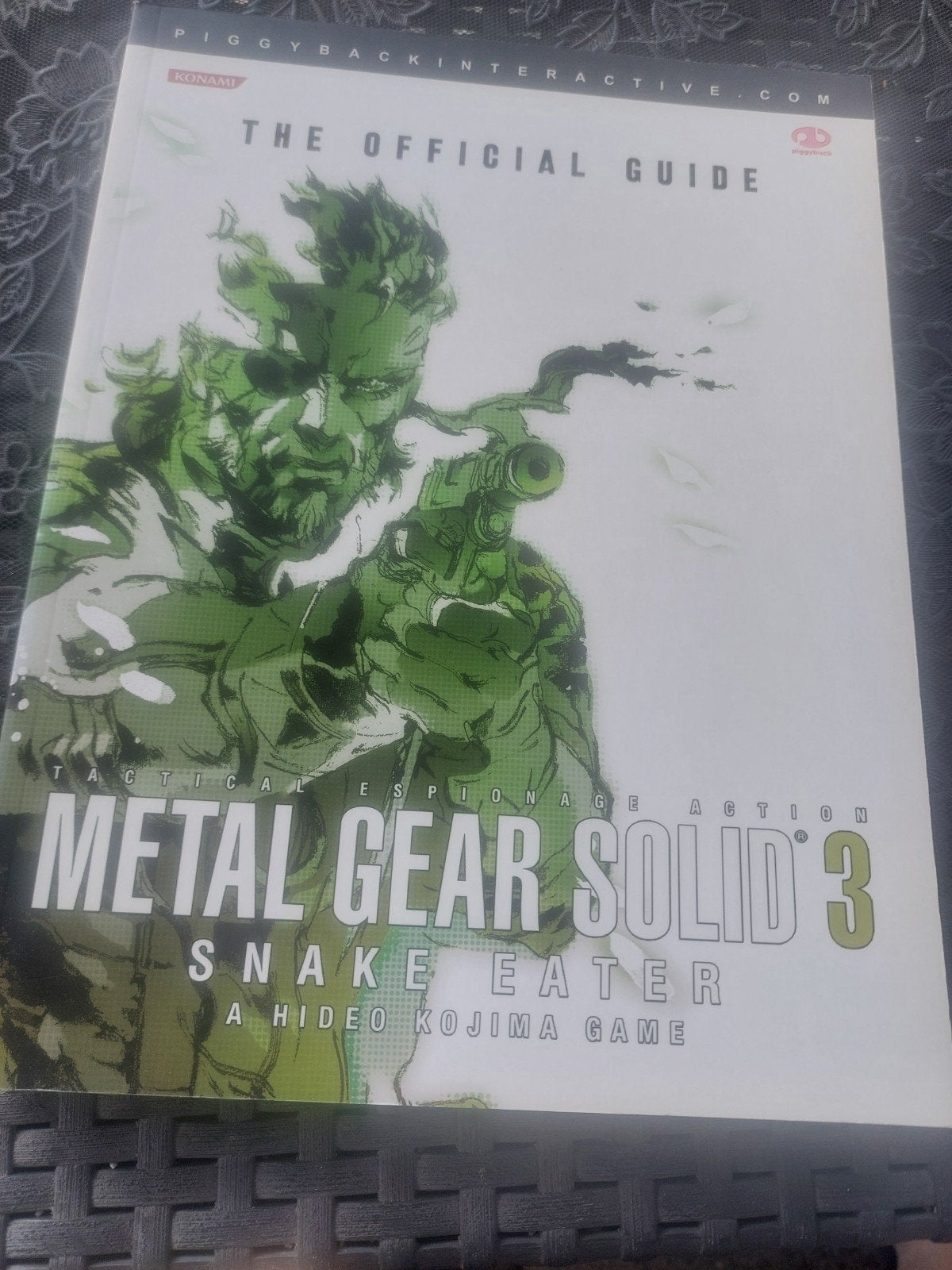 Metal Gear Solid 3 Snake Eater Strategy Guide (Zeer Netjes), Ophalen, Zo goed als nieuw