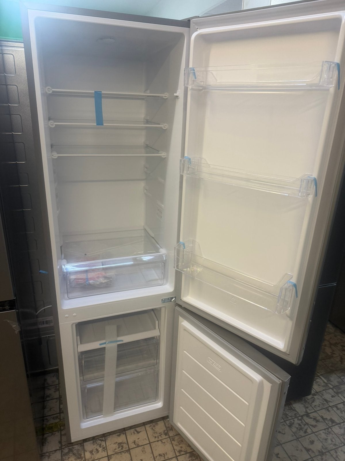 Koelvriescombinatie nieuw 3 vriesladen, Ophalen, Geratek, Geratek, 200 liter of meer