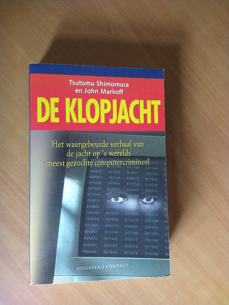 De klopjacht. Shimomura, Tsutomu, Ophalen of Verzenden, Zo goed als nieuw, Overige onderwerpen