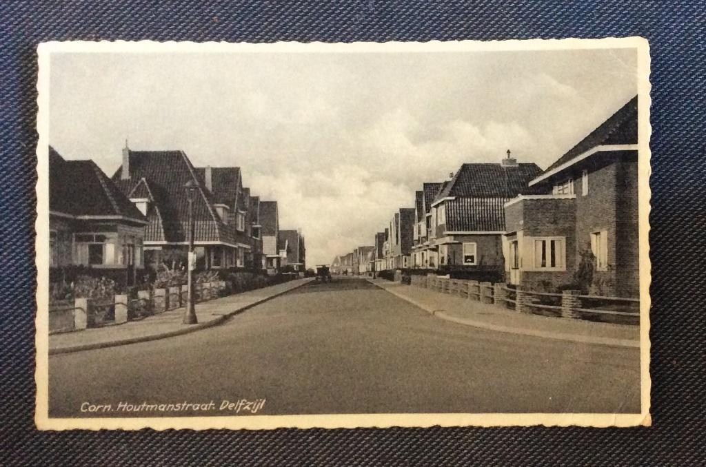 Delfzijl, Corn. Houtmanstraat, Ophalen of Verzenden, 1940 tot 1960, Gelopen, Groningen
