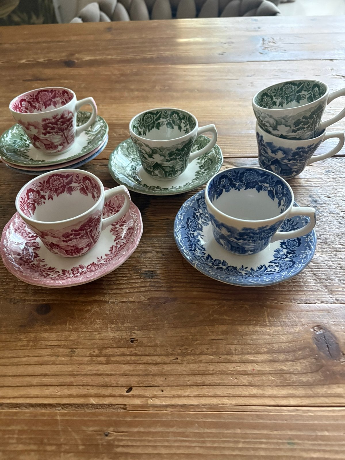 6 kopje en schoteltje, Ophalen
