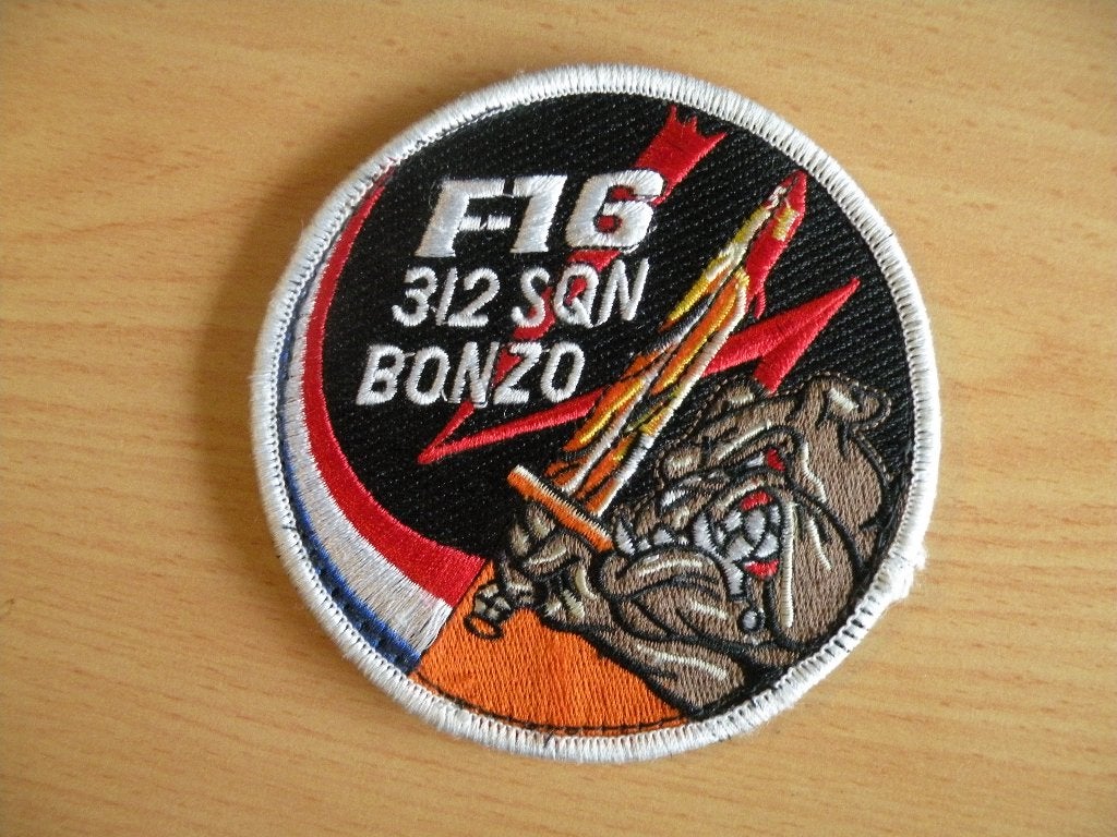 KLu RNLAF 312 SQUADRON F-16 BONZO PATCH, Verzamelen, Verzenden, Zo goed als nieuw, Patch, Badge of Embleem
