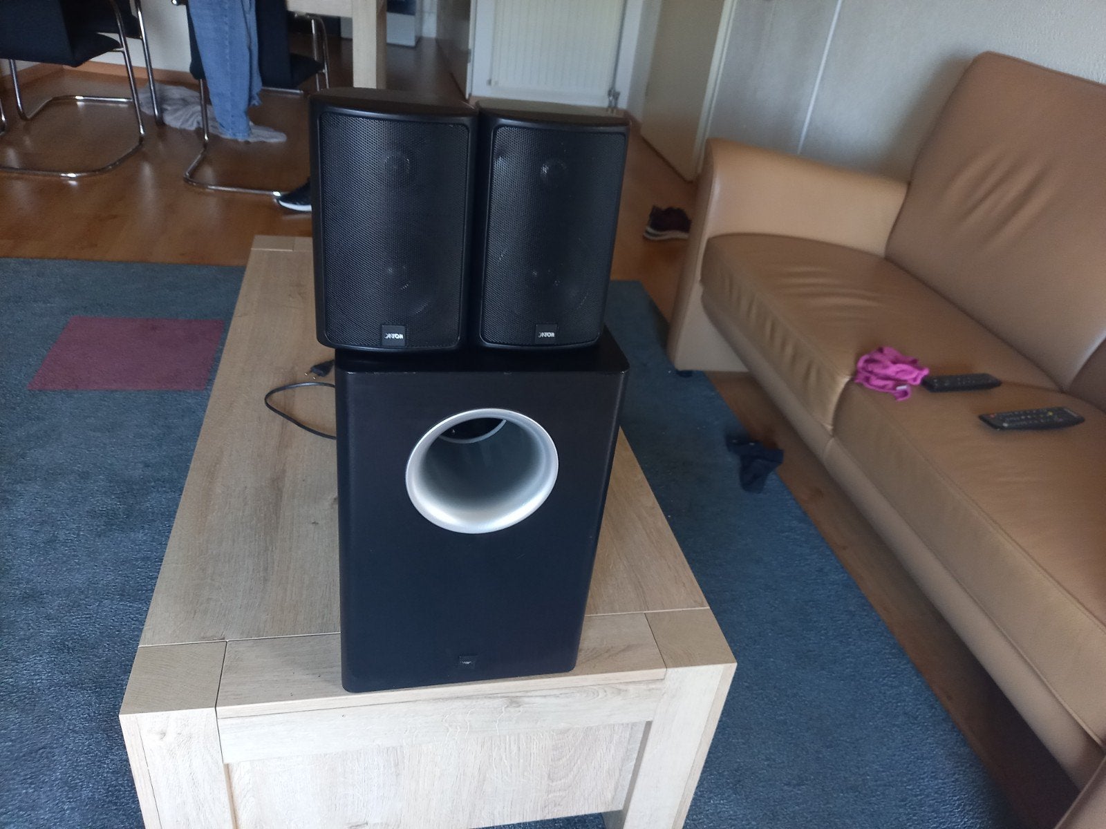 Canton subwoofer as-20sc +Canton satelliet plus x, Gebruikt, Subwoofer, 60 tot 120 watt, Ophalen