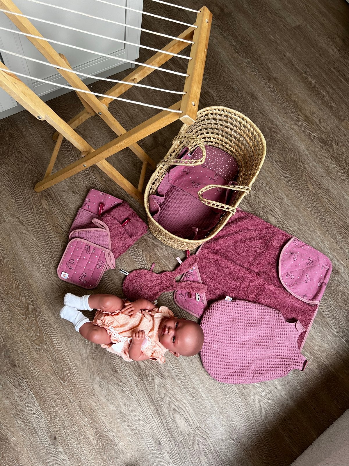 Babypop met wiegje en accessoires, Ophalen of Verzenden, Zo goed als nieuw, Babypop