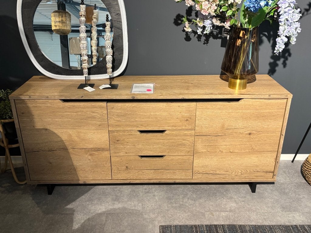 Dressoir Edward, Ophalen, 150 tot 200 cm, Nieuw, Metaal