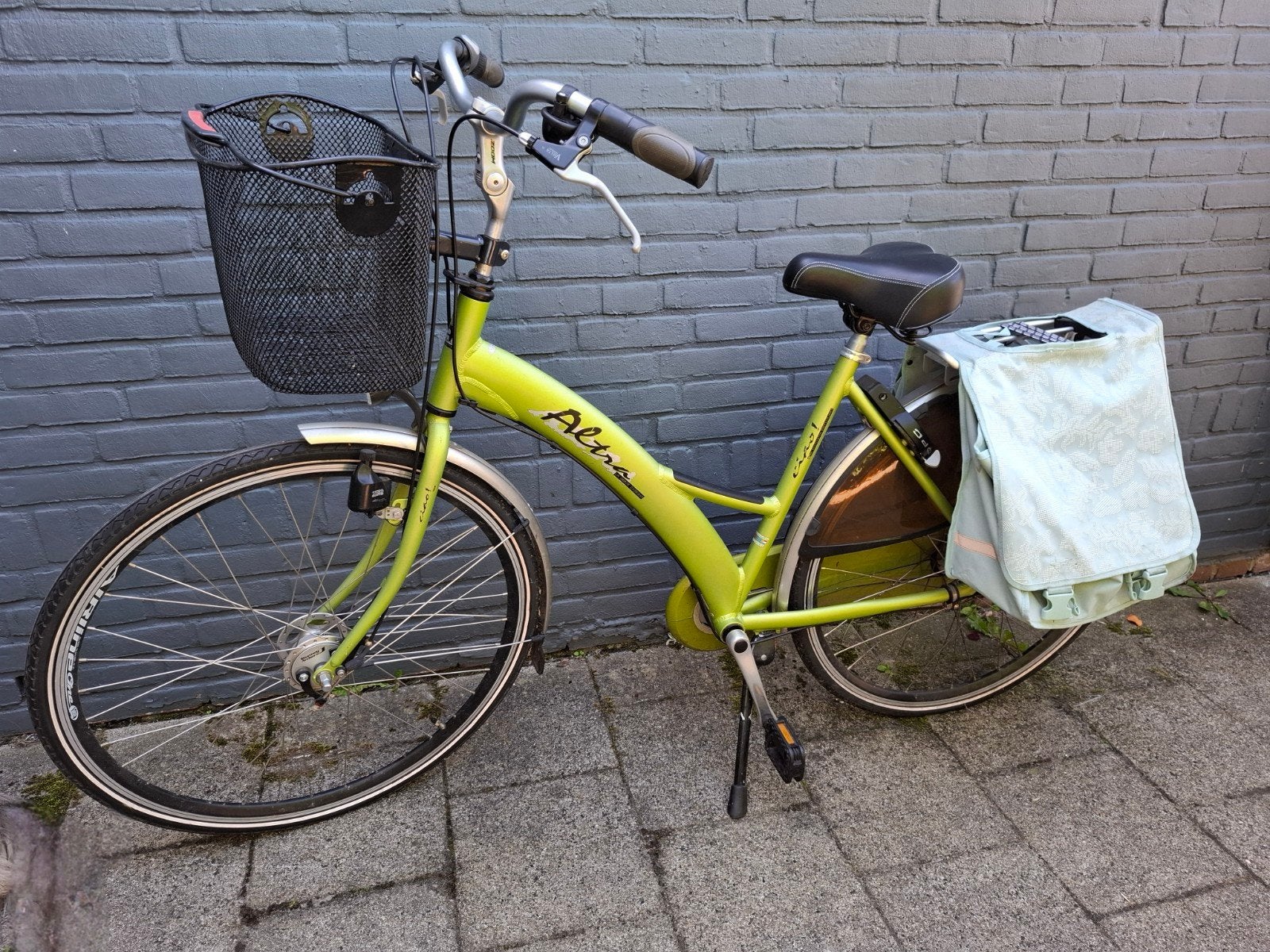 Goede Batavus live dames stadfiets, Fietsen en Brommers, Fietsen | Dames | Damesfietsen, Ophalen, Batavus, Versnellingen