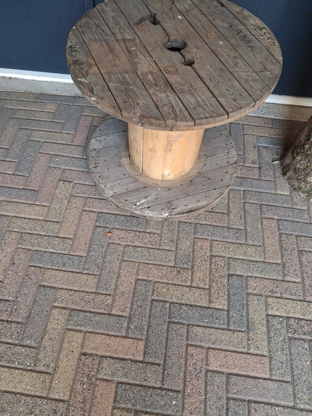 haspeltafel , tuintafel, kabelhaspel, Tuin en Terras, Ophalen of Verzenden, Rond, Hout