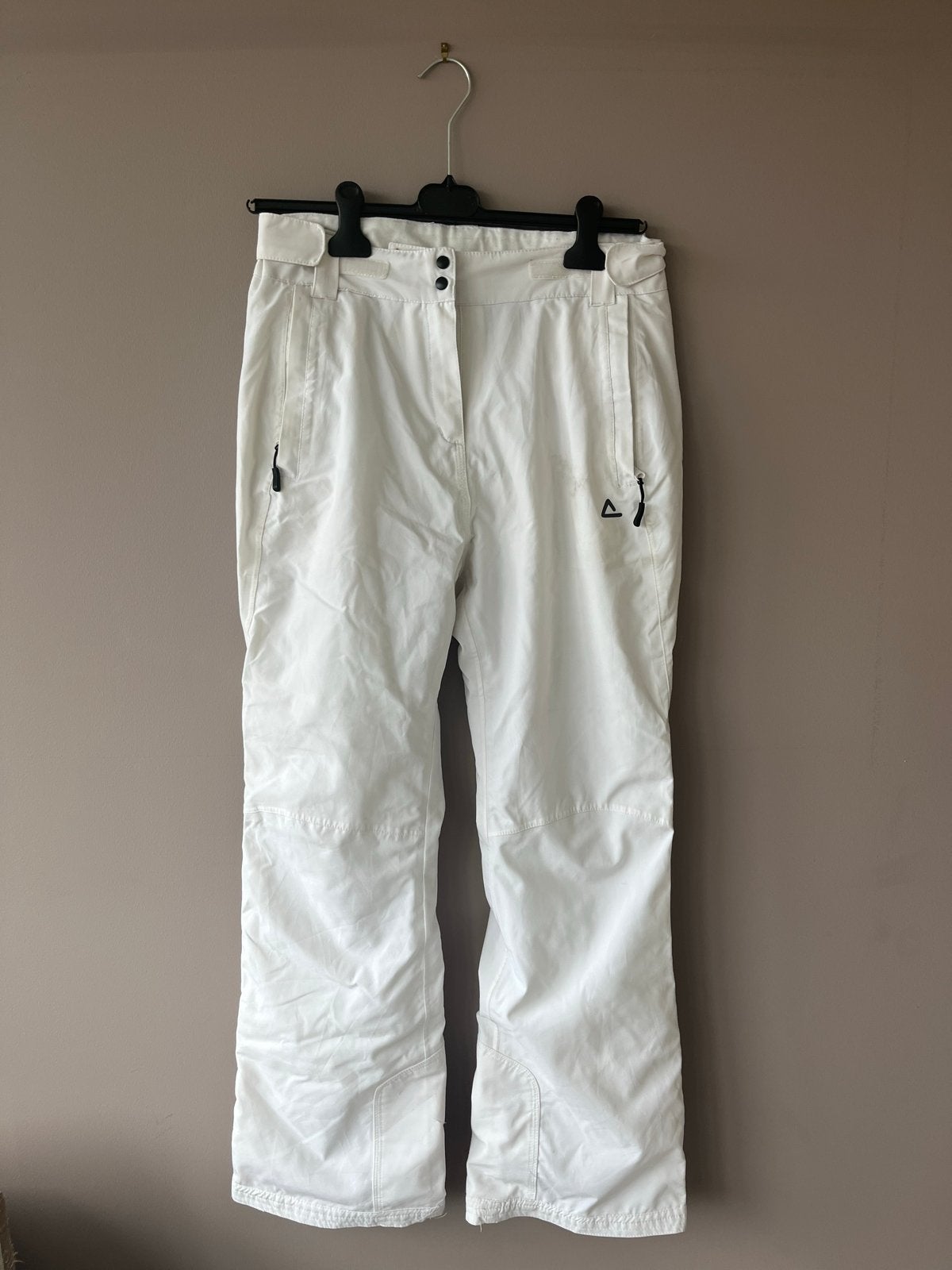 Witte Dare2b skibroek - Maat 38/40 (M), Kleding | Dames, Wintersportkleding, Gedragen, Broek, Maat 38/40 (M), Ophalen of Verzenden