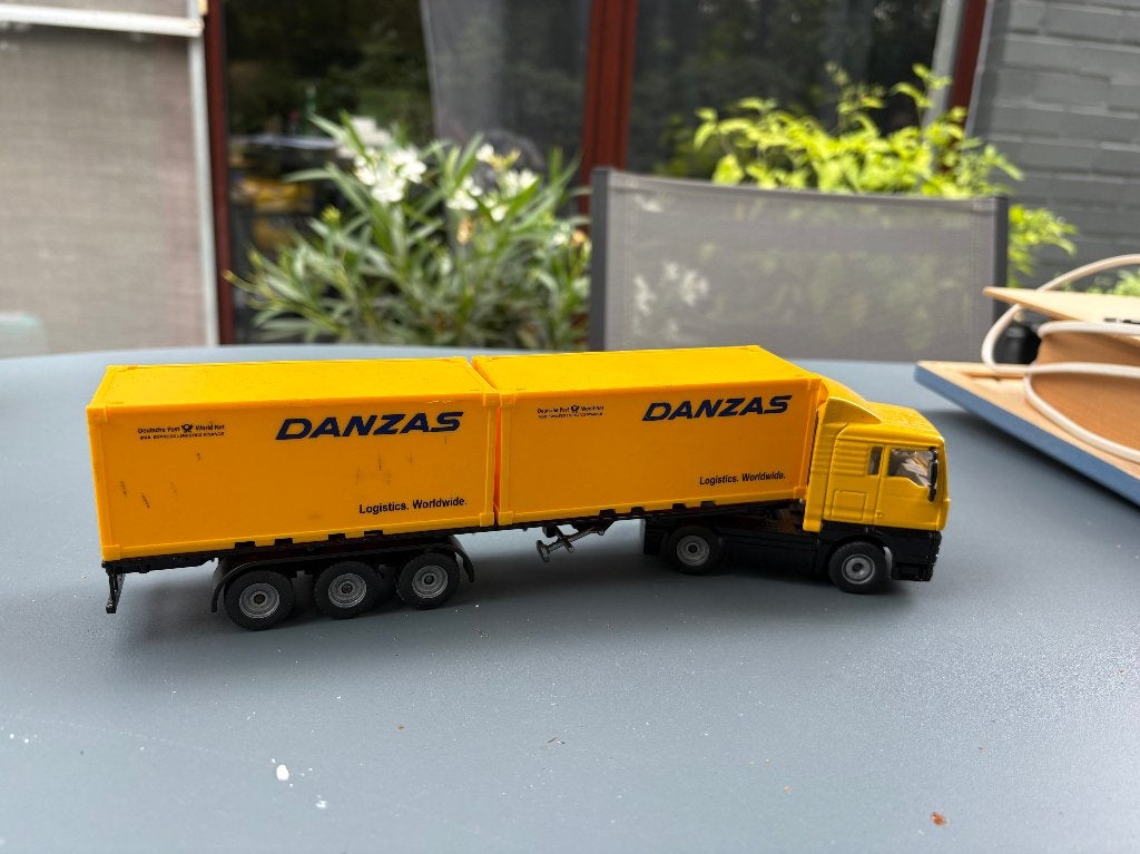Siku 3424 - MAN TGA Container-LKW "Danzas" (Schaal 1:55), Ophalen of Verzenden, Zo goed als nieuw, Bus of Vrachtwagen, SIKU