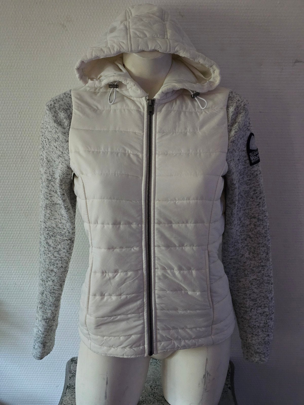 Superdry Storm Hybrid Dames Hoodie Maat S, Superdry, Wit, Ophalen of Verzenden, Zo goed als nieuw