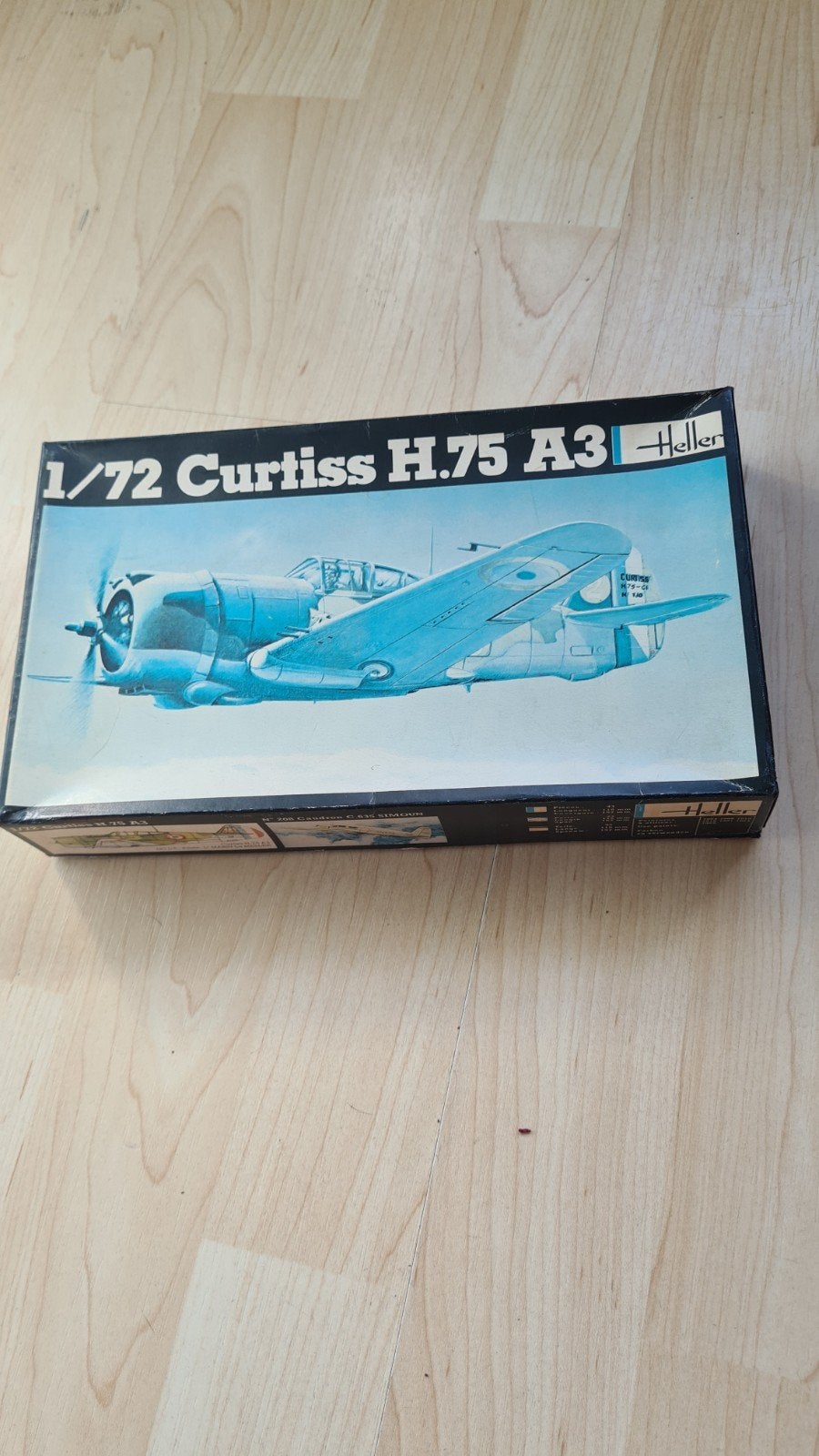 Heller Curtiss H.75 A3., Ophalen of Verzenden, 1:72 tot 1:144, Overige merken