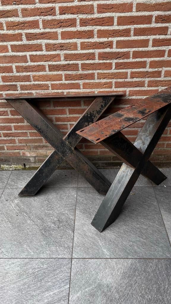 Stalen tafelkruizen - Robuuste tafelpoten, Ophalen, Gebruikt, Metaal, Tafelpoot