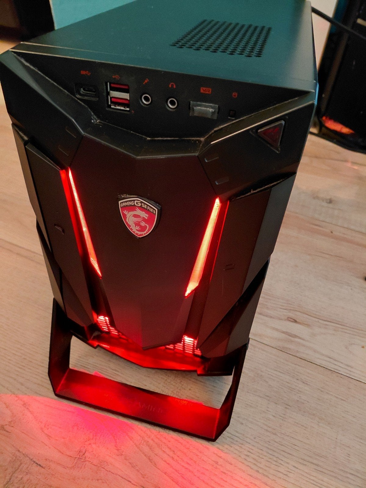 Msi nightblade 3 , core i7 gaming pc met monitor, Met monitor, Gebruikt, HDD, Ophalen of Verzenden