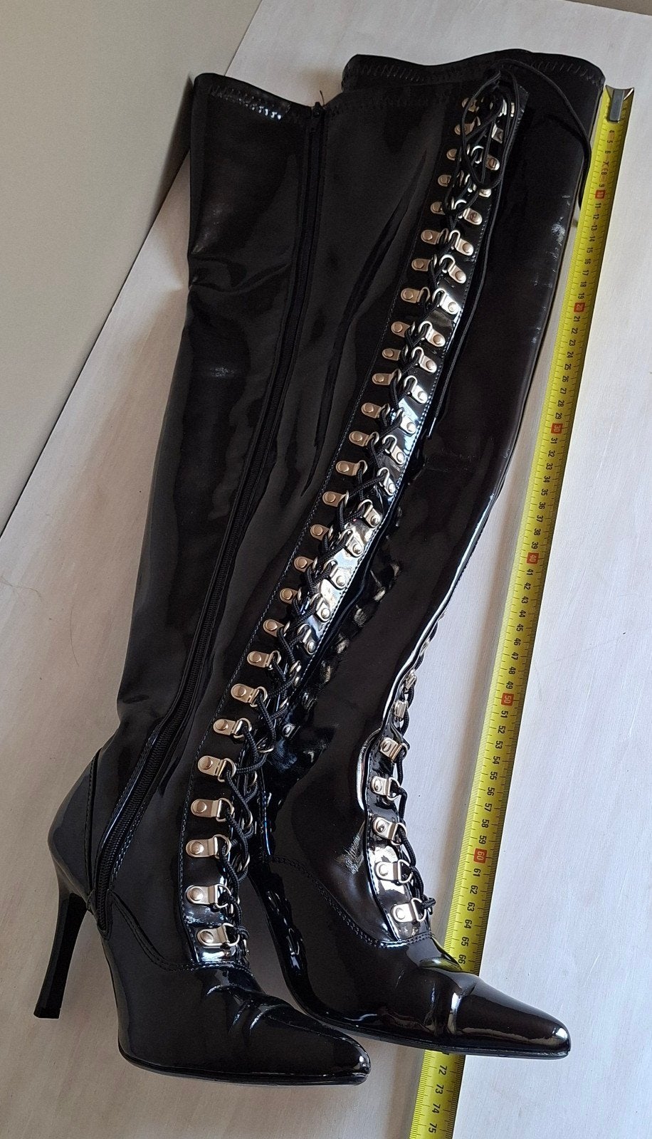 Laklaarzen 70cm van Silhouette maat 39, Ophalen