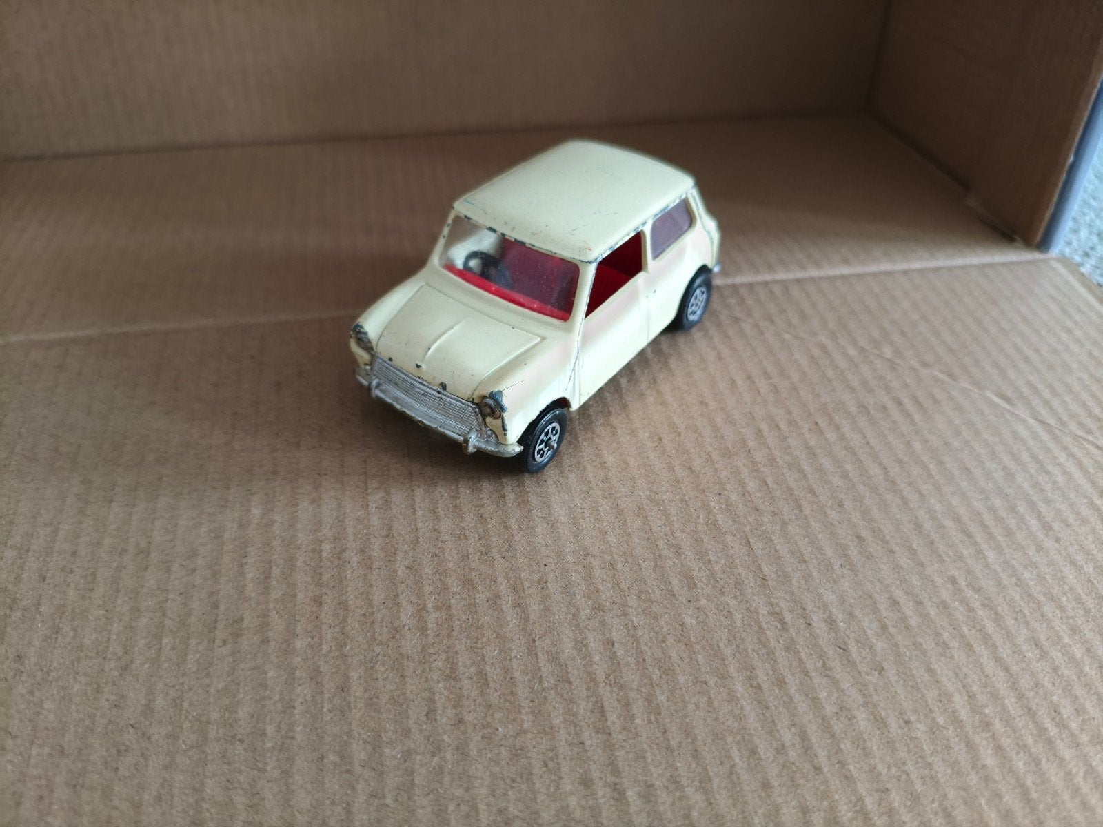 Corgi British Leyland Mini 1:43 Diecast Model, Ophalen of Verzenden, Gebruikt, Auto, Corgi