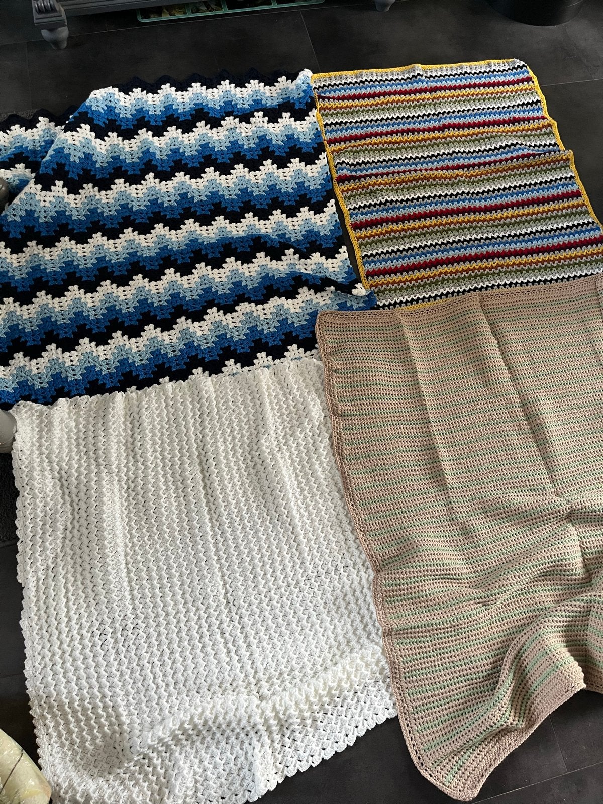 Handgemaakte gehaakte dekens - Diverse stijlen en kleuren, 100 tot 150 cm, Blauw, Ophalen of Verzenden, Zo goed als nieuw