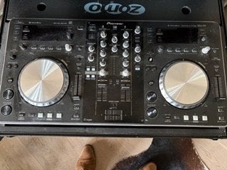 DJ set pioneer XDJ R 1
