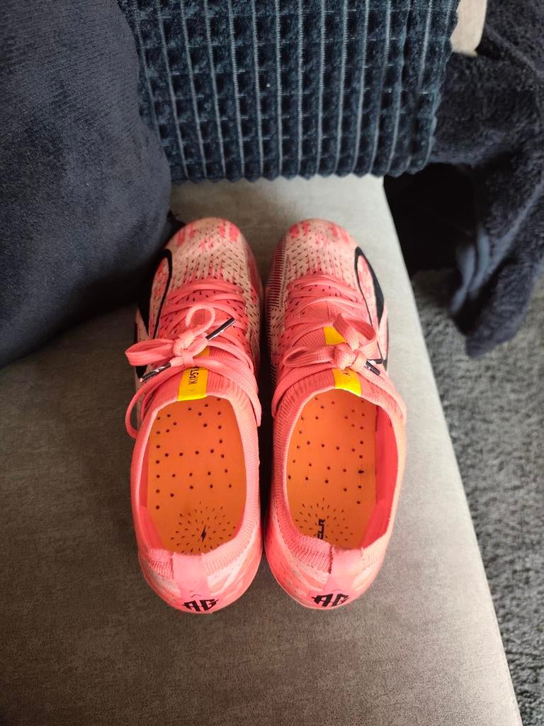 Voetbalschoenen Antoine Griezzman, Maat XS of kleiner, Schoenen, Ophalen of Verzenden, Zo goed als nieuw