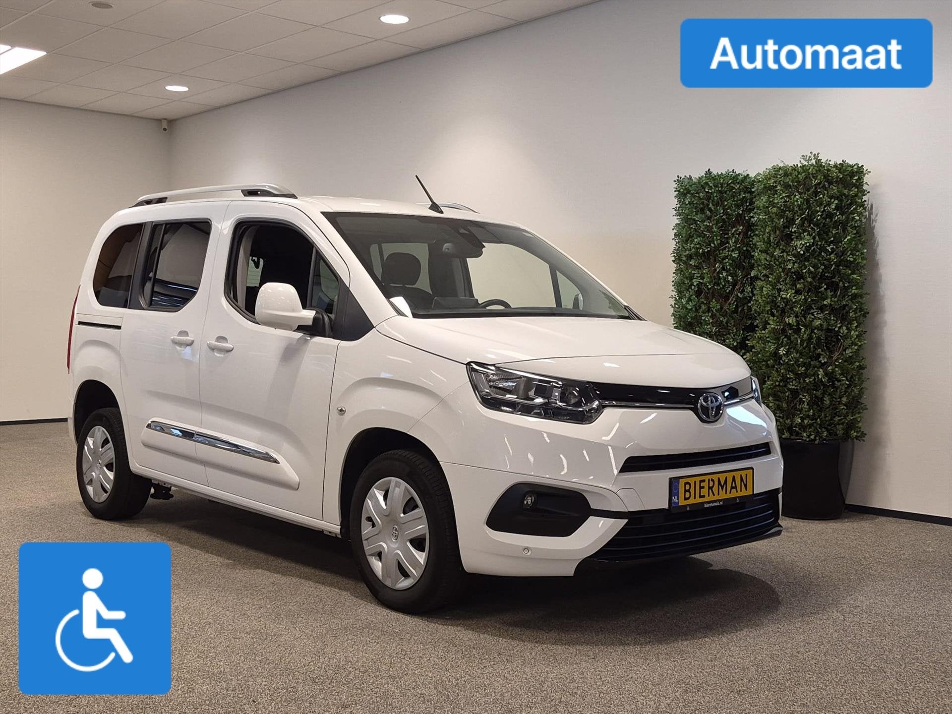 Toyota Proace City Verso L1 Rolstoelauto Automaat 3+1, Auto's, Automaat, 12 maanden, Stof, Gebruikt