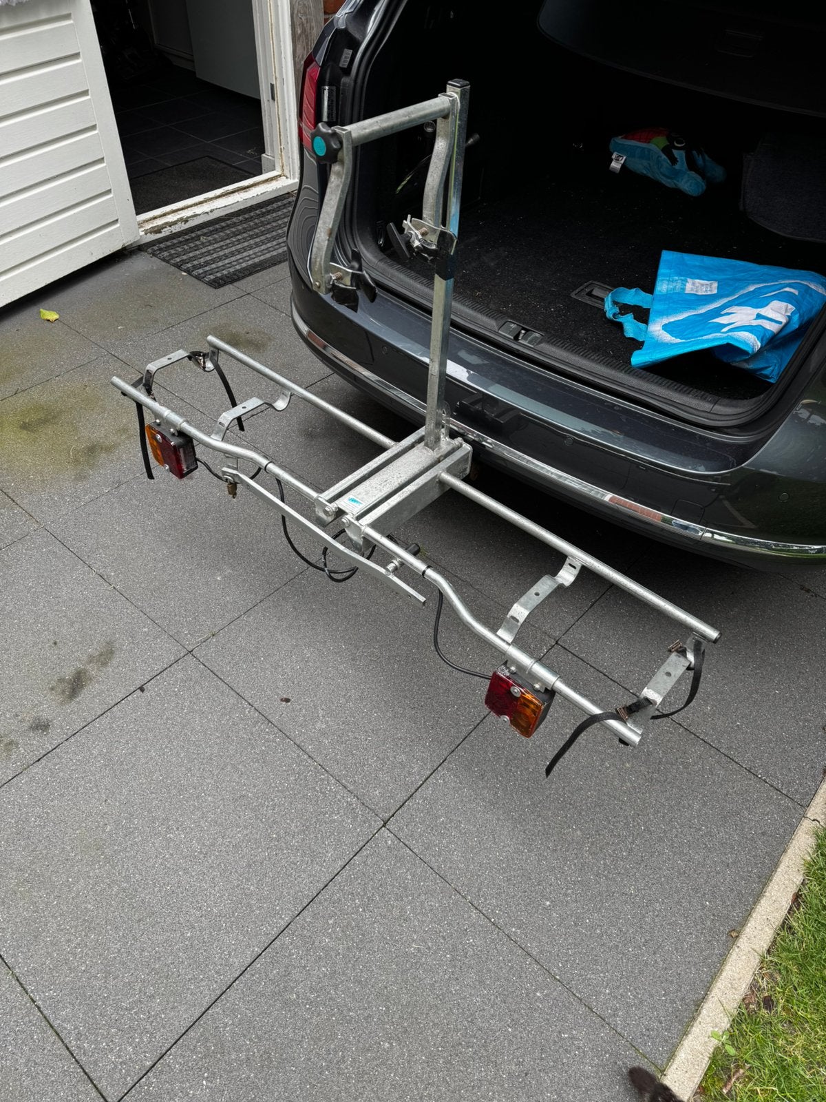 Inklapbare Multa fietsendrager, Ophalen, 2 fietsen, Gebruikt, Trekhaakdrager