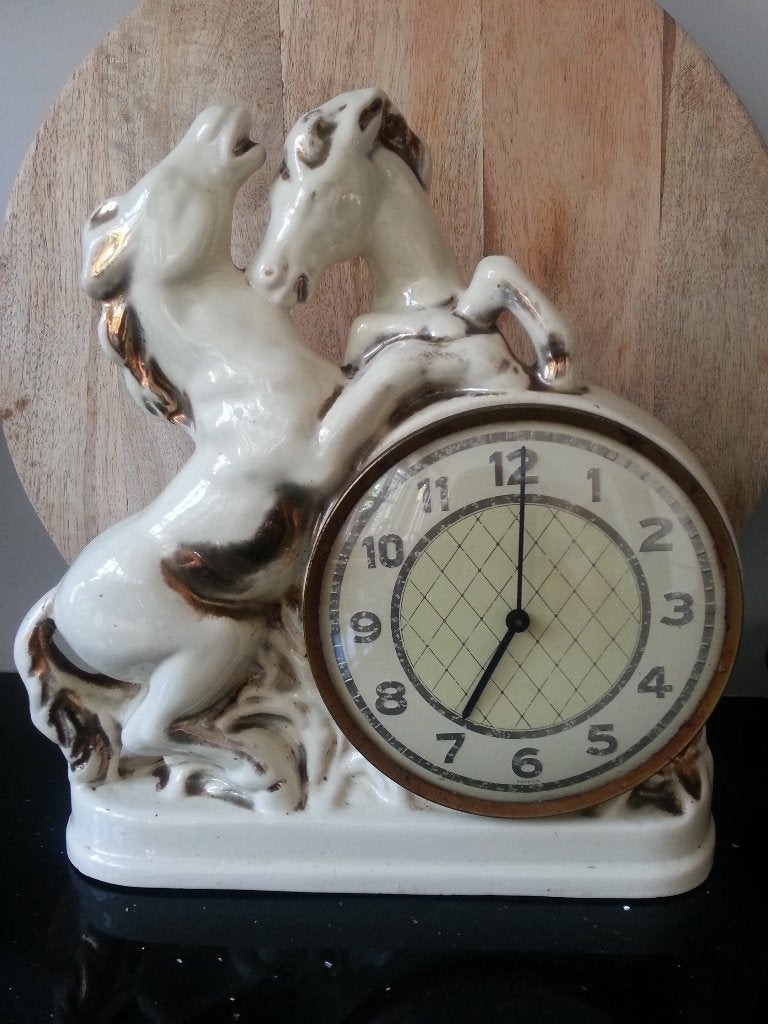 Brocante klok porselein Foreign fifties, Antiek en Kunst, Ophalen of Verzenden