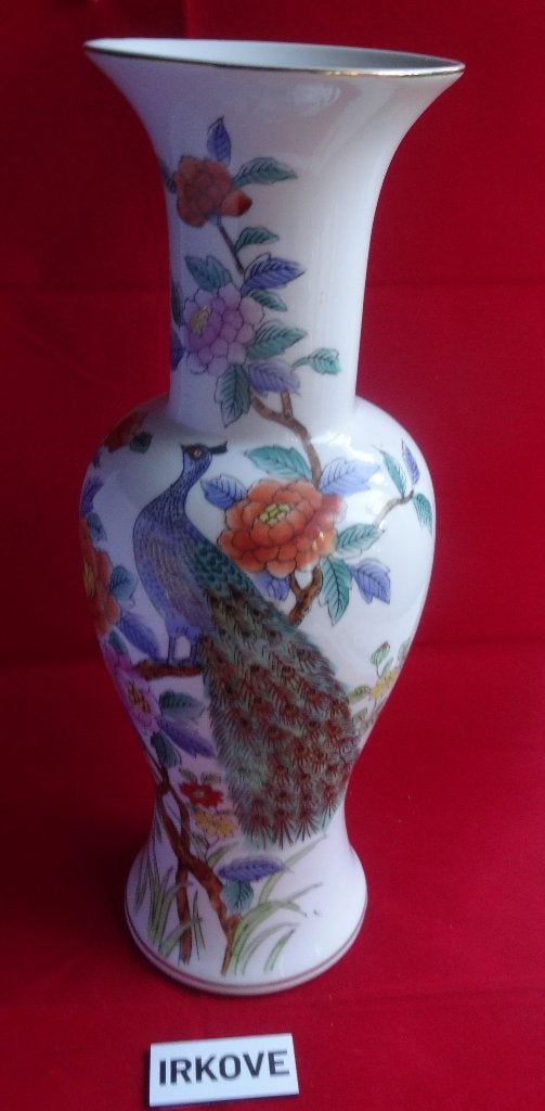 SLANKE JAPANSE VAAS * Met Grote Pauw *, Verzenden