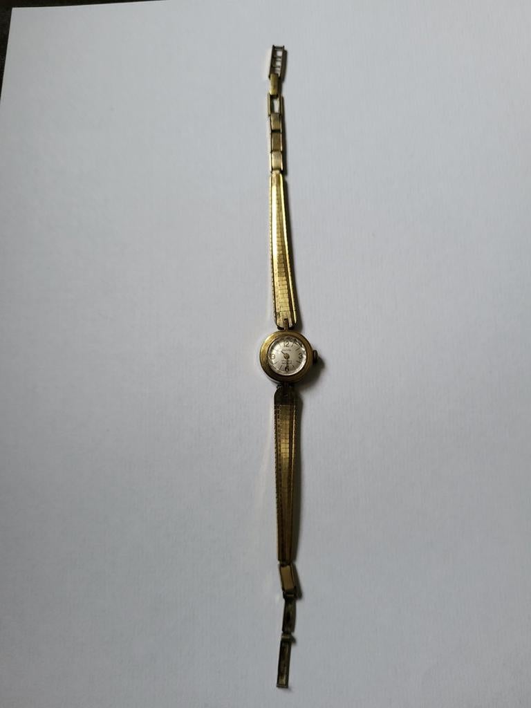 Vintage Gold plated dames horloge., Gebruikt, Minder dan 4 cm, Ophalen of Verzenden, Goud