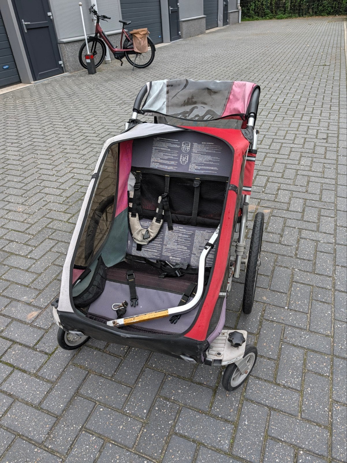 Chariot Cougar 1 Kinderkar - Compleet met wandelset, Ophalen, Gebruikt, Vering, 20 tot 40 kg