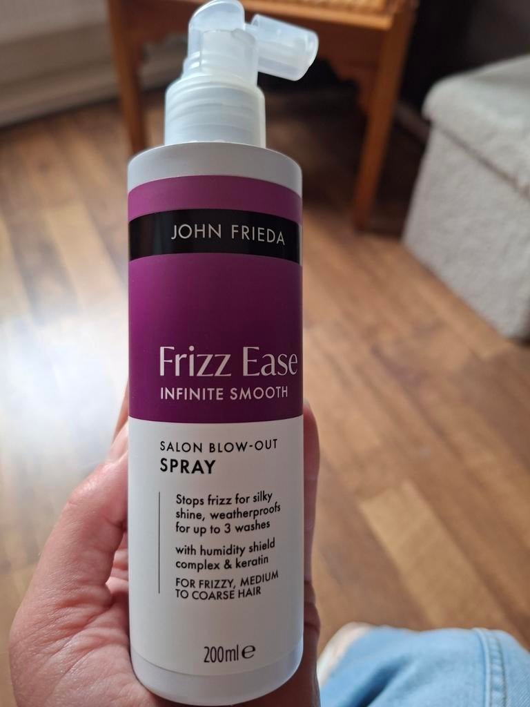John Frieda Frizz Ease Infinite Smooth Salon Blow-Out Spray, Ophalen of Verzenden