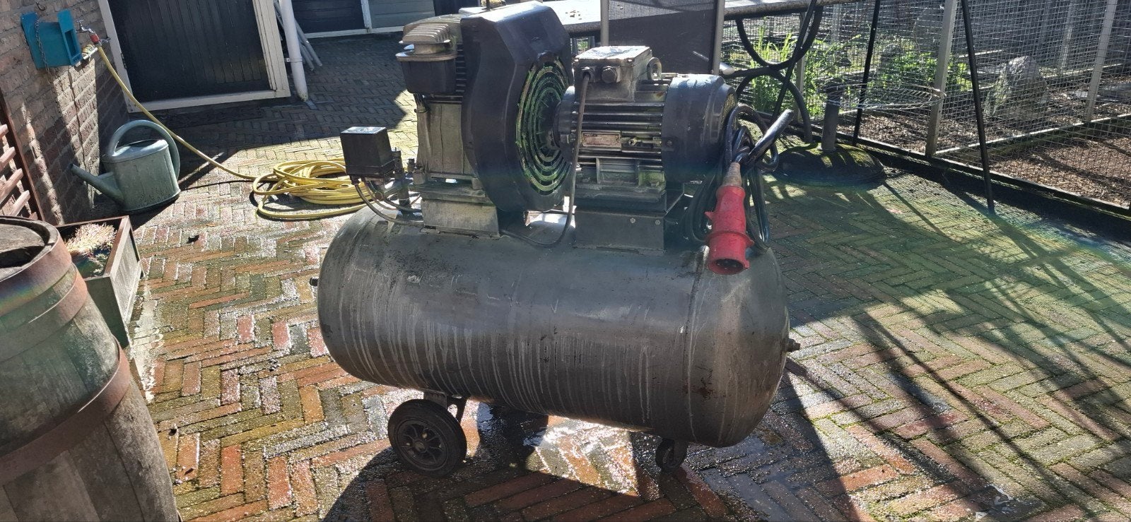Oude Zavatta/Rotor Compressor - 2.2kW, 380V, 100L, Doe-het-zelf en Verbouw, Ophalen, Gebruikt, Mobiel