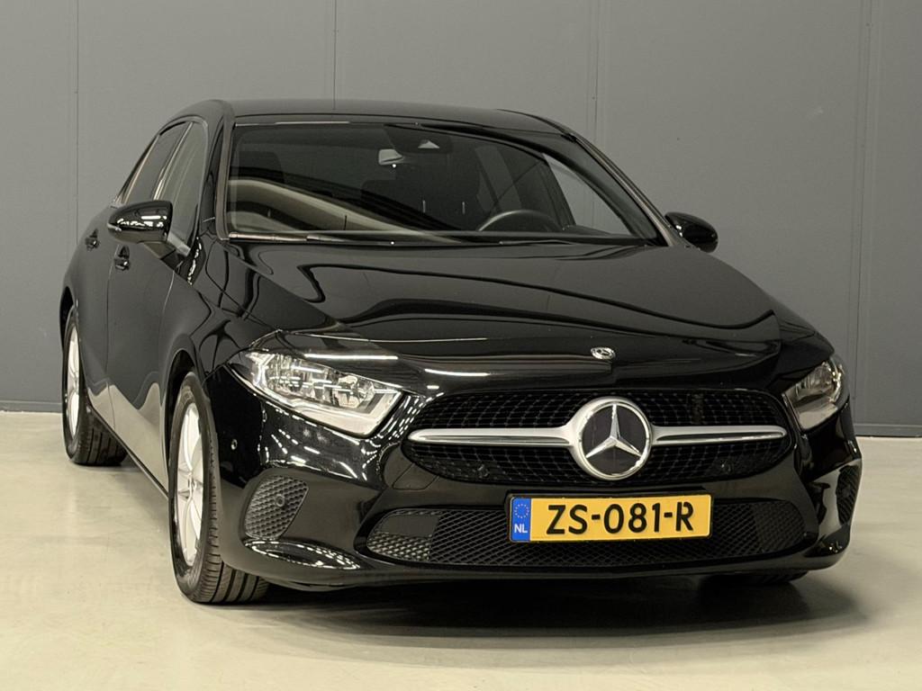 Mercedes-Benz A-klasse 200 A200 AUTOMAAT LEDER/CAMERA/PDC/CR, Auto's, Gebruikt, 4 cilinders, Leder en Stof, Origineel Nederlands