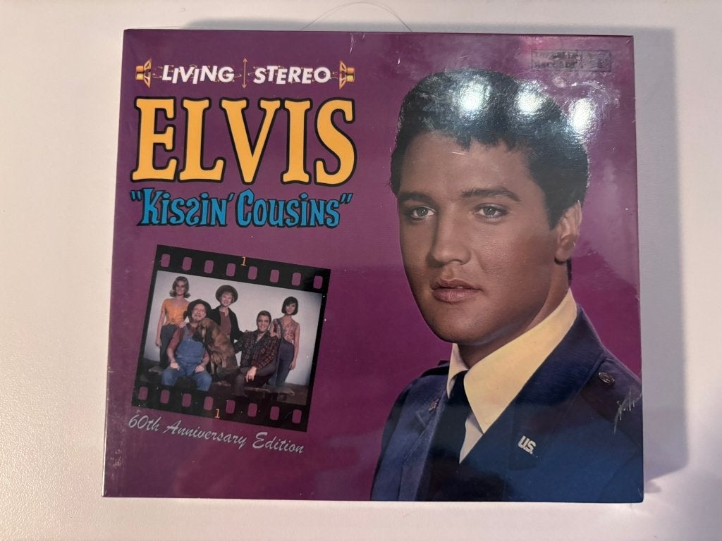 Elvis 2CD - Kissin' Cousins Living-Stereo (Sealed!), Cd's en Dvd's, Verzenden, Nieuw in verpakking, Rock-'n-roll