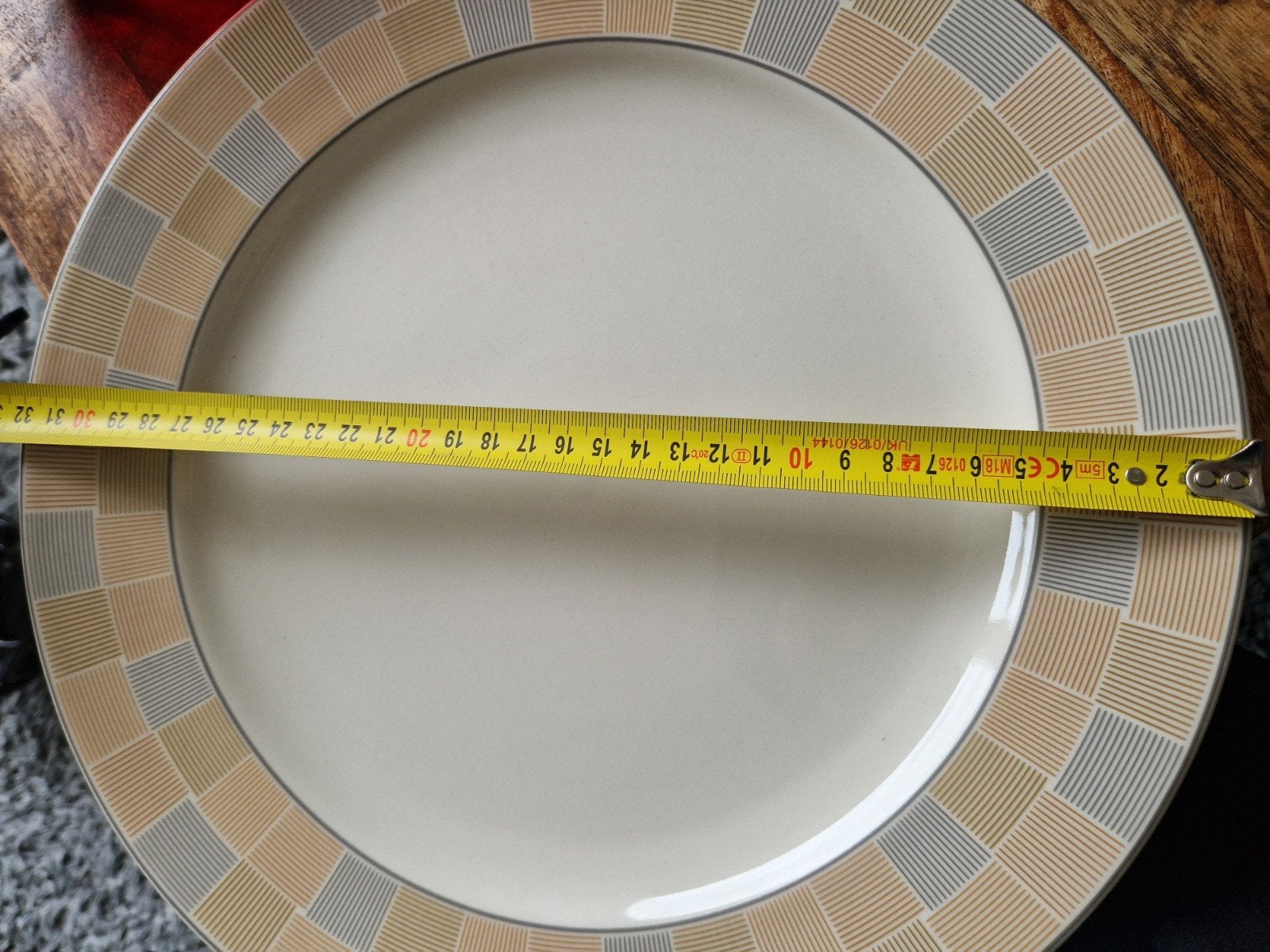 Groot bord met geometrisch patroon 32 cm, Ophalen, Gebruikt, Bord(en), Overige stijlen